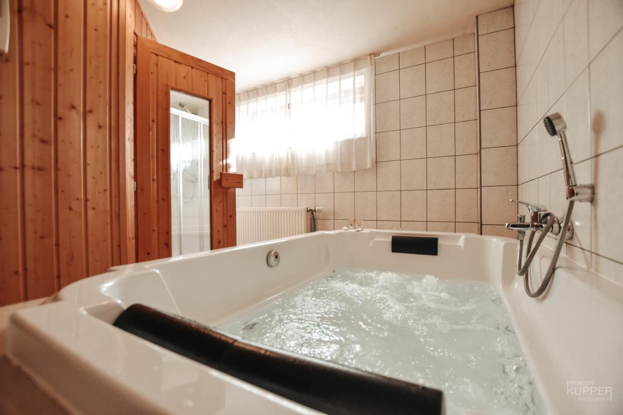 Le Milan Royal 26 Pers, Malmedy, Balneo, Vue, Calme Villa Exterior photo